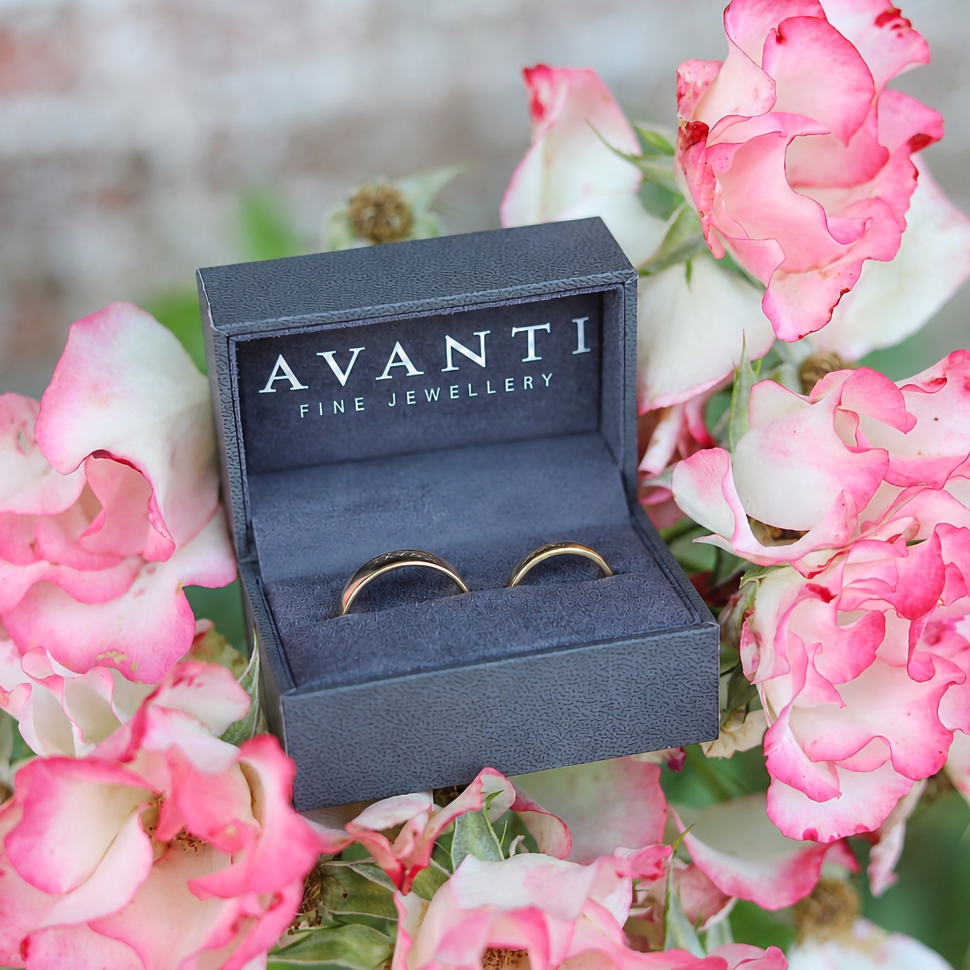 How to Choose the Perfect Wedding Ring: Expert Tips for Finding Your Forever Band