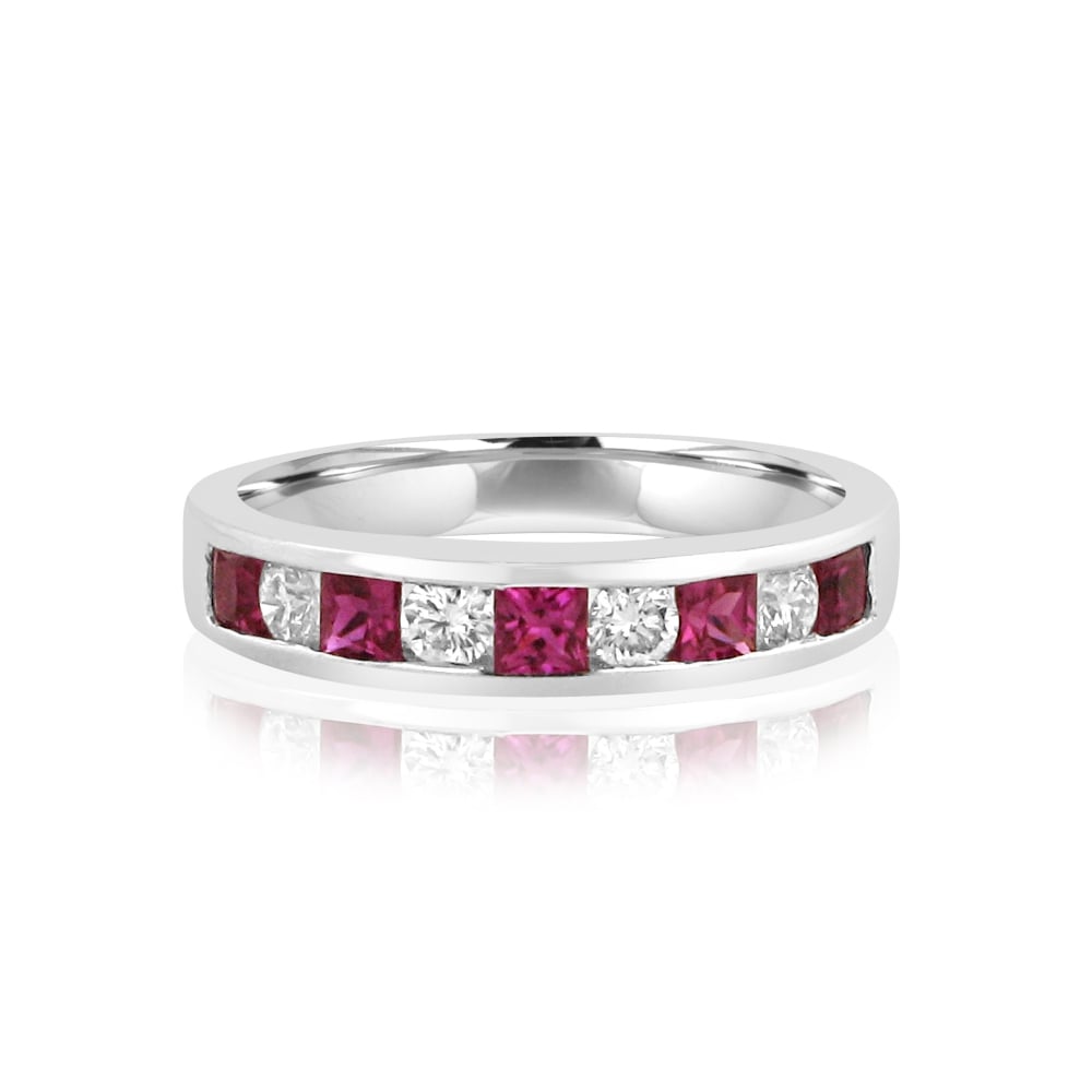 0.82ct Ruby and 0.32ct Diamond Ring