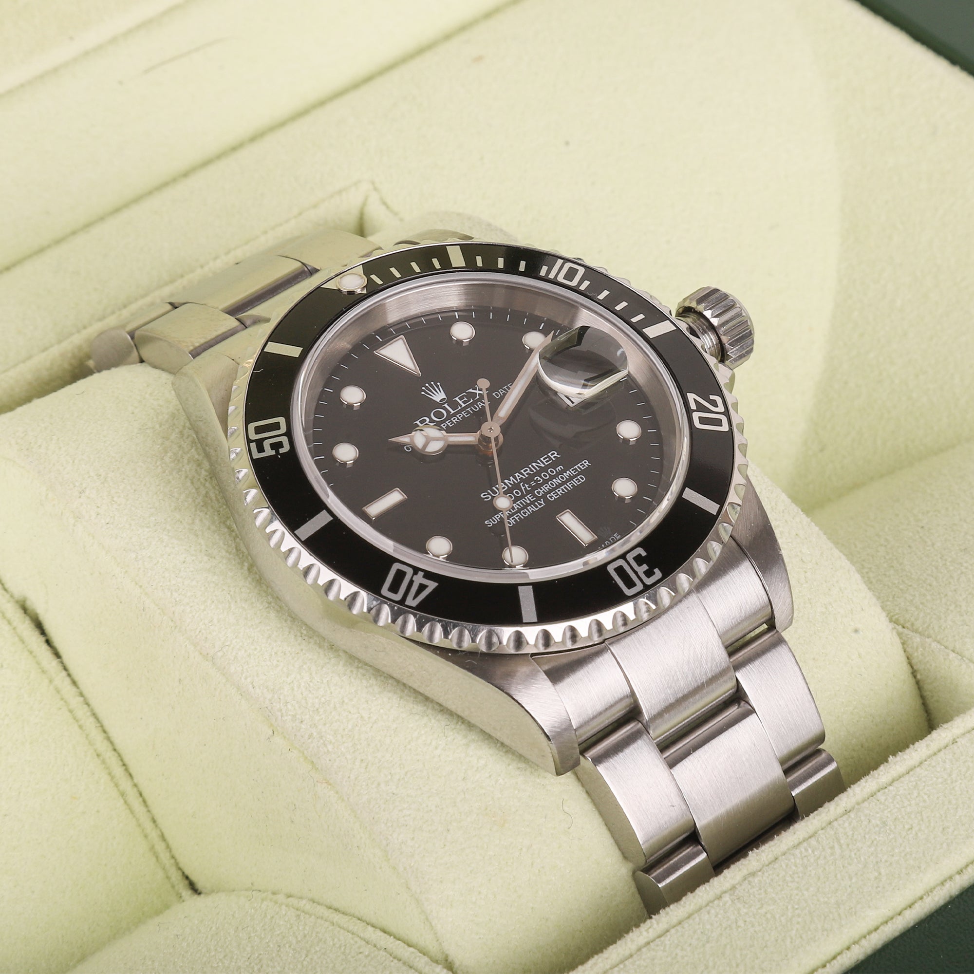 Rolex Submariner Pre-Owned Watch 2004