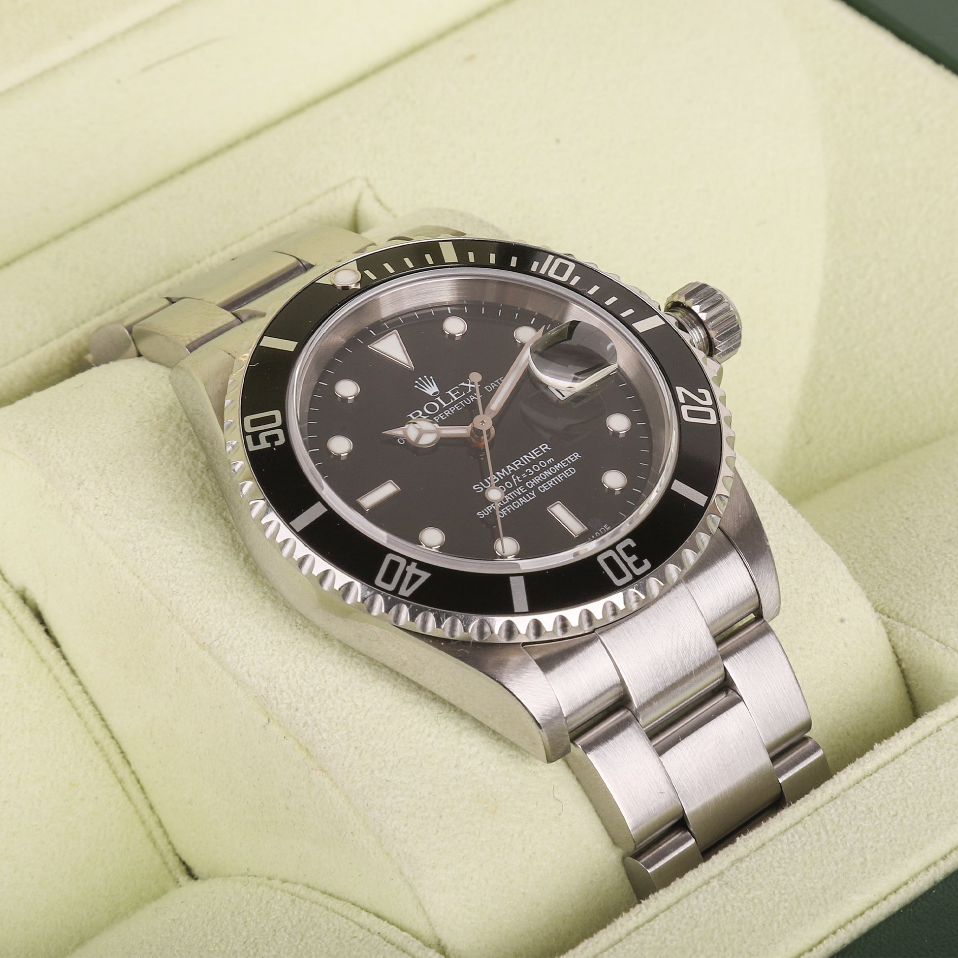 Rolex Submariner Pre-Owned Watch 2004
