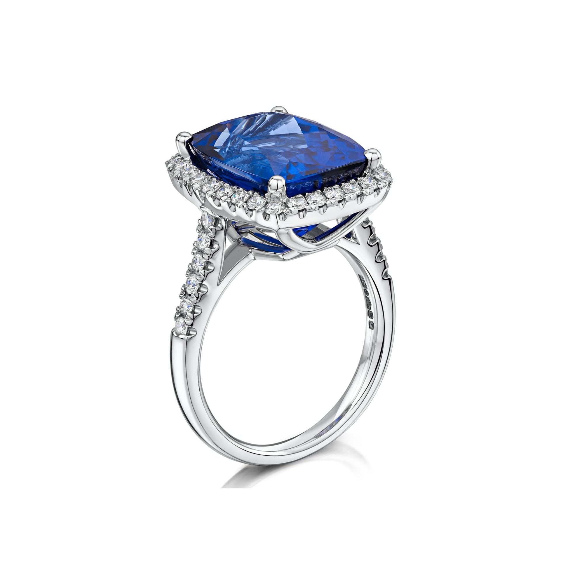 10.00ct Tanzanite and Diamond Platinum Cocktail Cluster ring