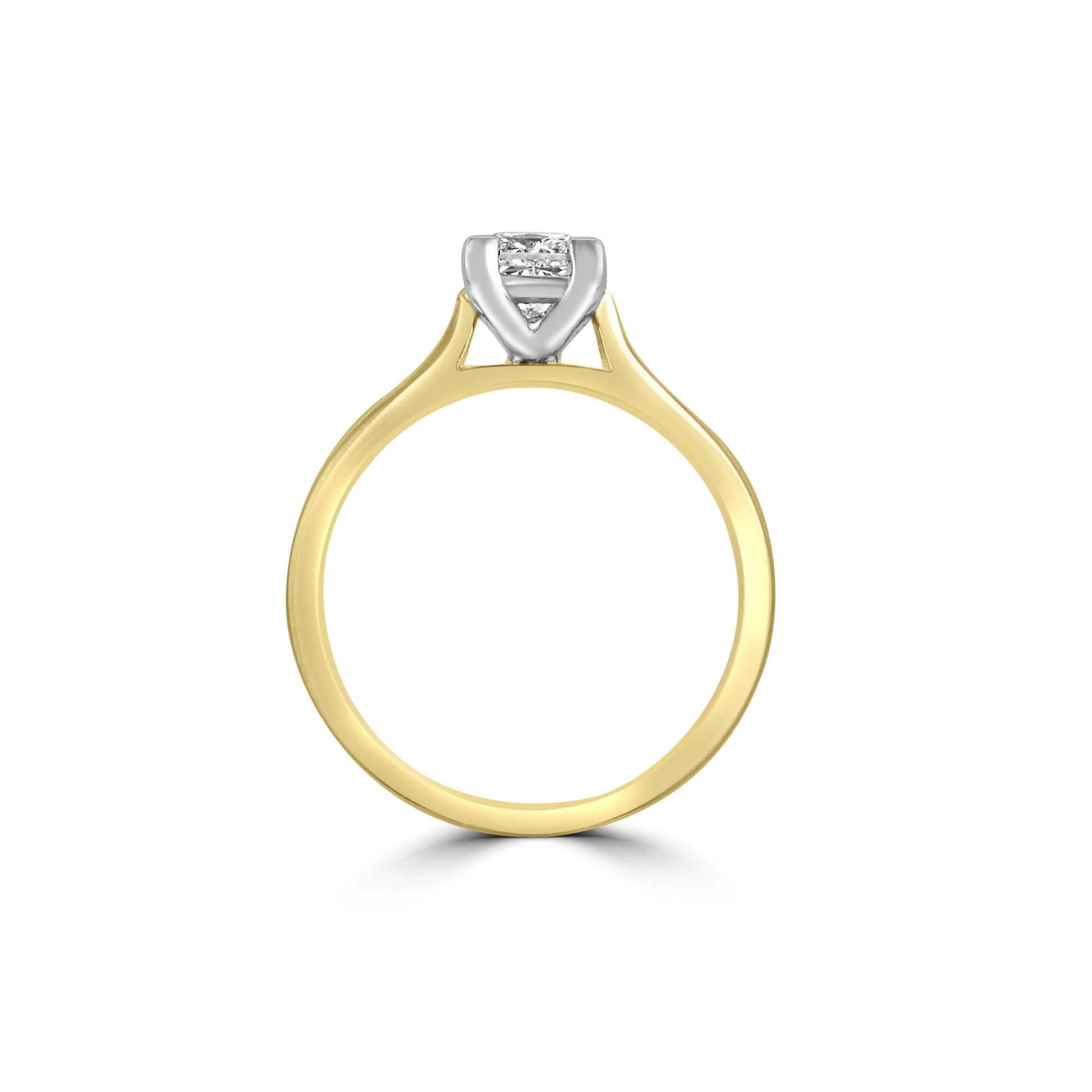 0.77ct Princess Cut Diamond Solitaire Engagement Ring in 18ct Gold
