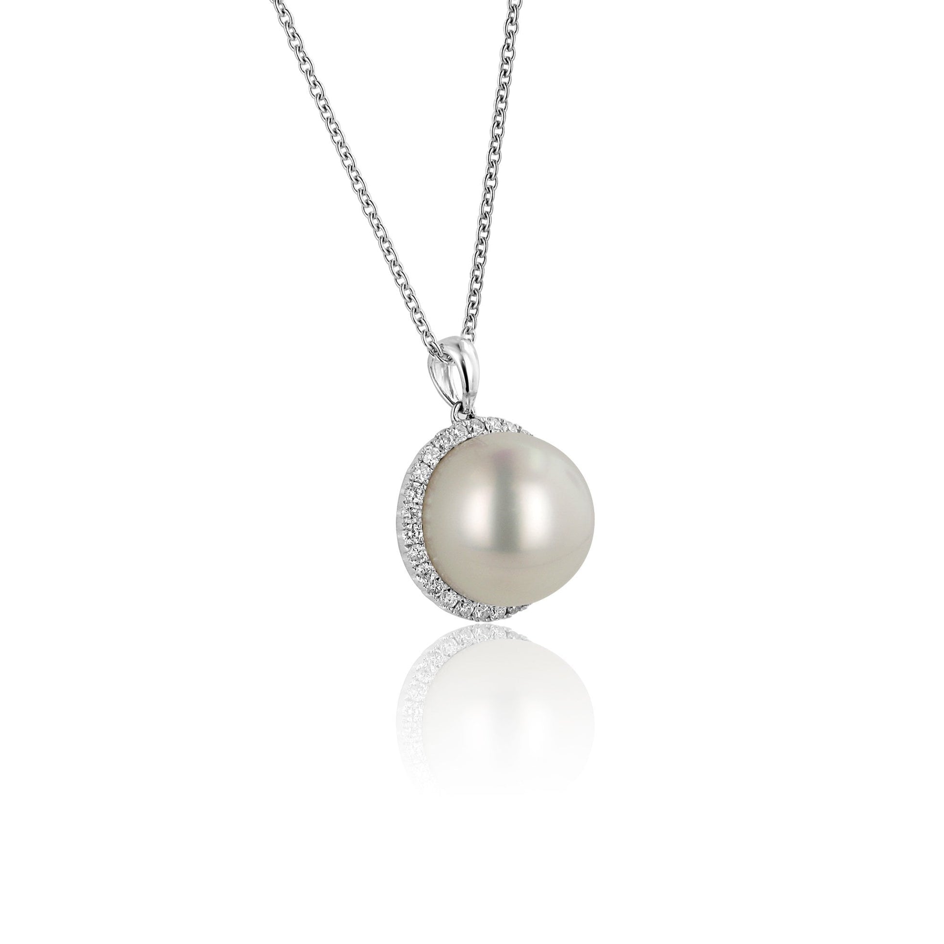 18ct White Gold South Sea Pearl and Diamond Necklace