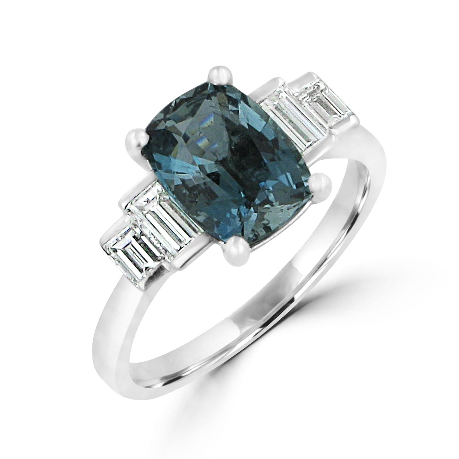1.85ct Aquamarine Ring With Two Baguette Diamonds on Either Side