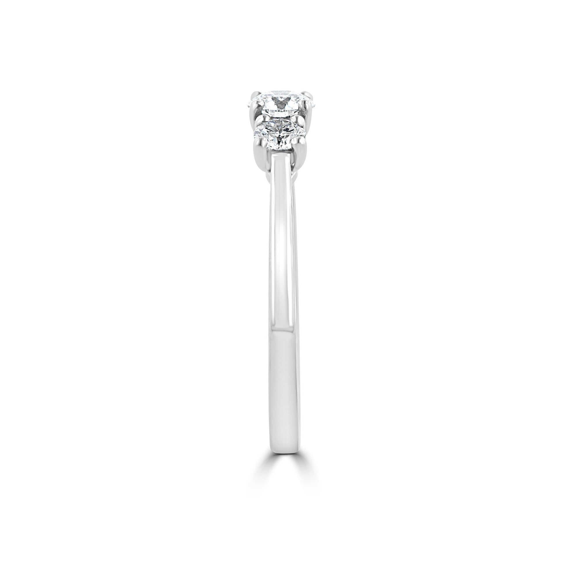 Platinum Ring With Three Round Diamonds 0.66ct