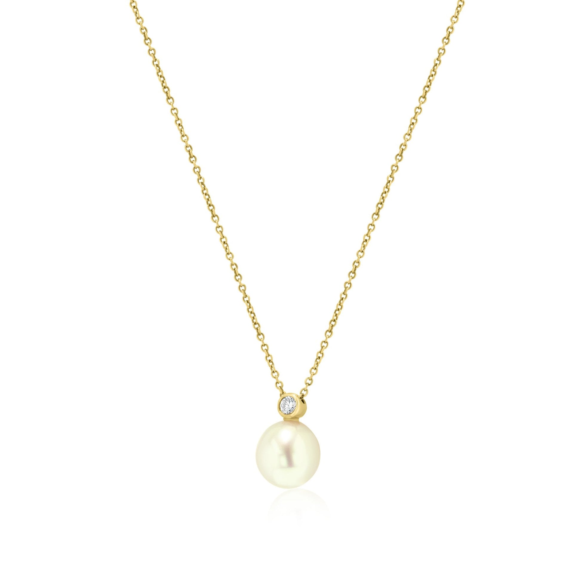18ct Yellow Gold South Sea Cultured White Pearl & Diamond Pendant with Chain
