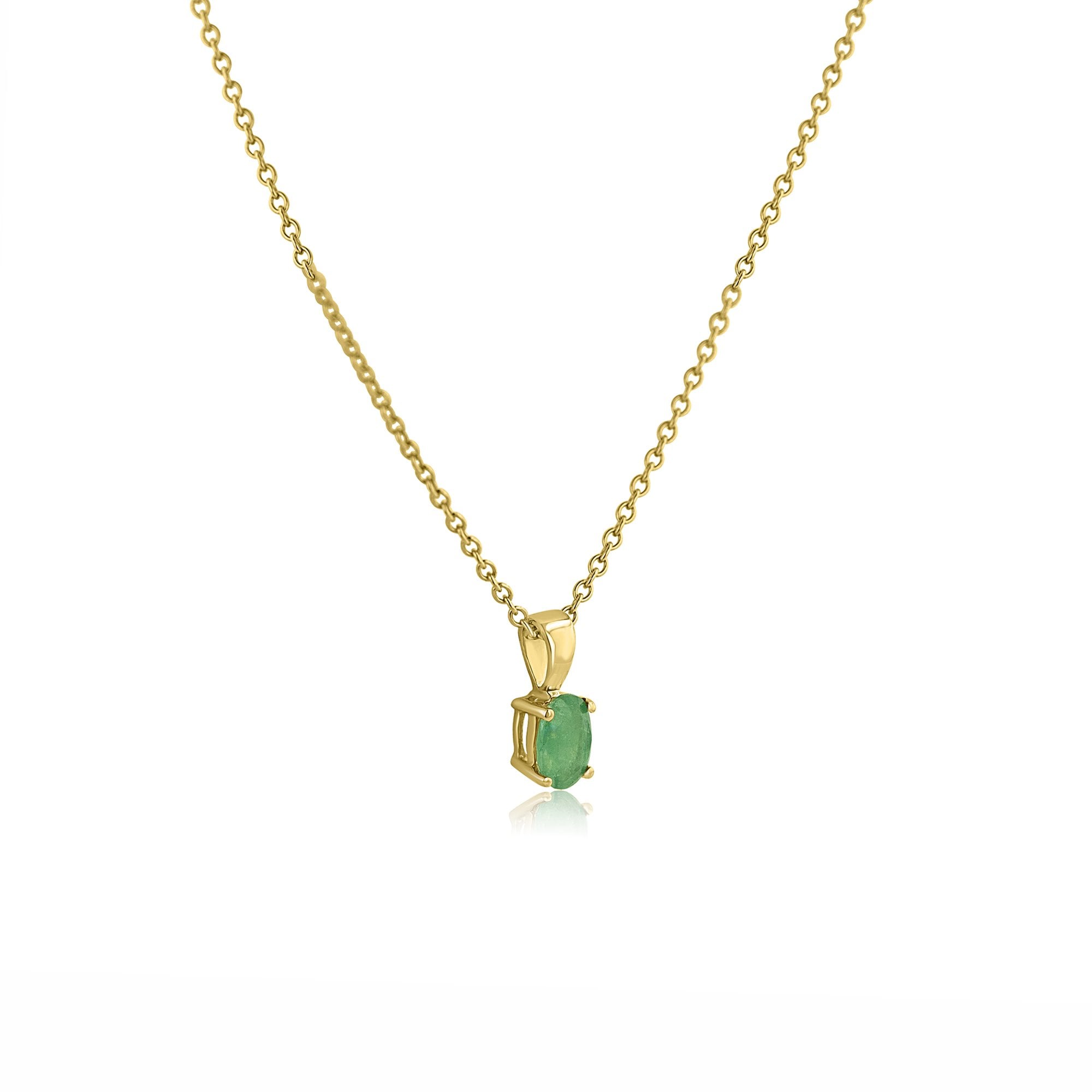 9ct Yellow Gold Emerald Pendant With a Fine Chain