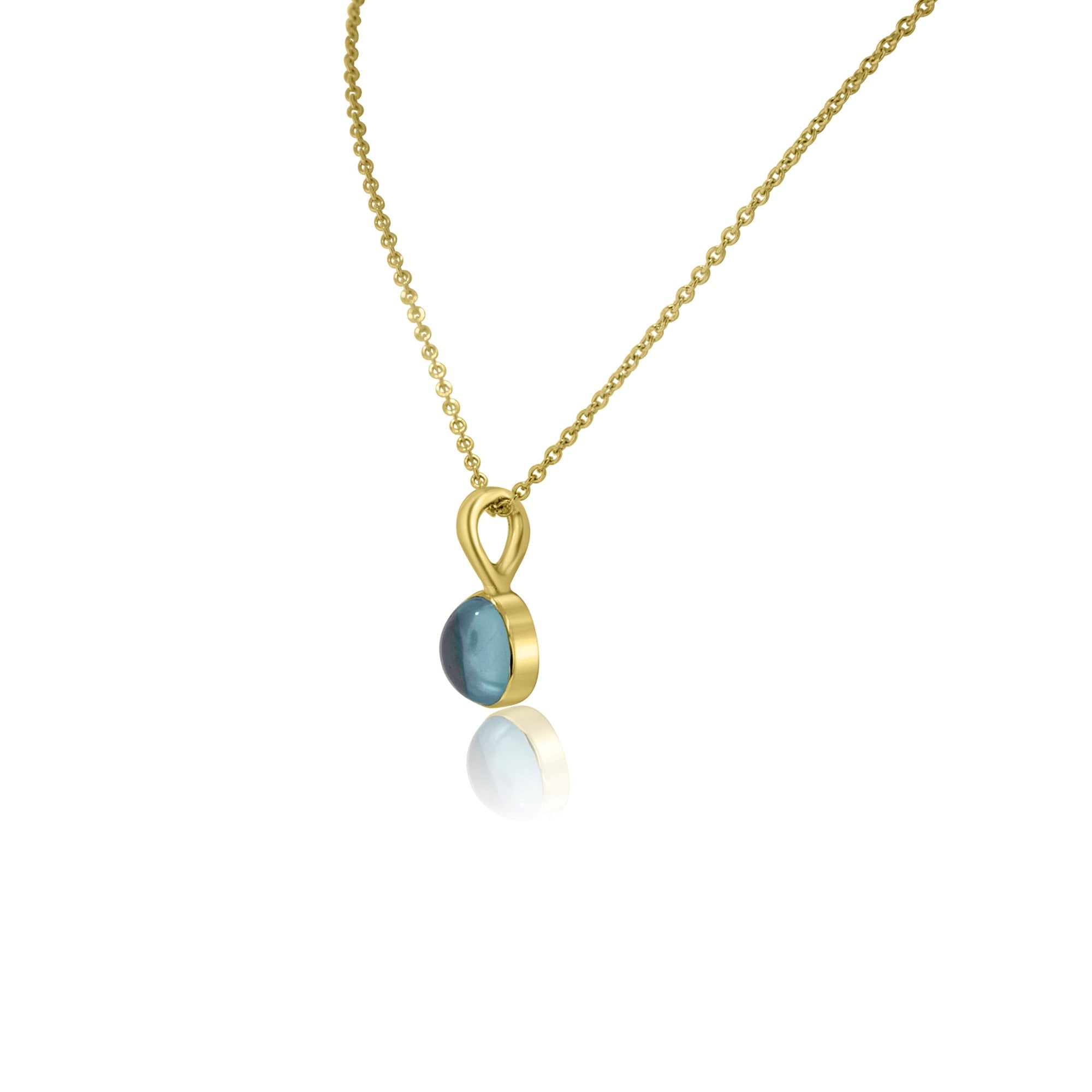 9ct Yellow Gold Necklace With Oval Cabochon Blue Topaz