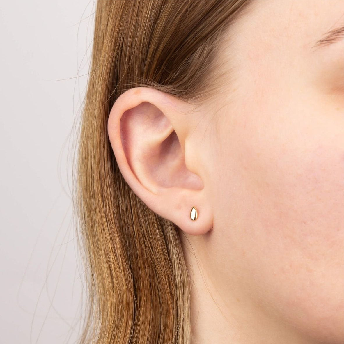 9ct Yellow Gold Polished Teardrop Stud Earrings