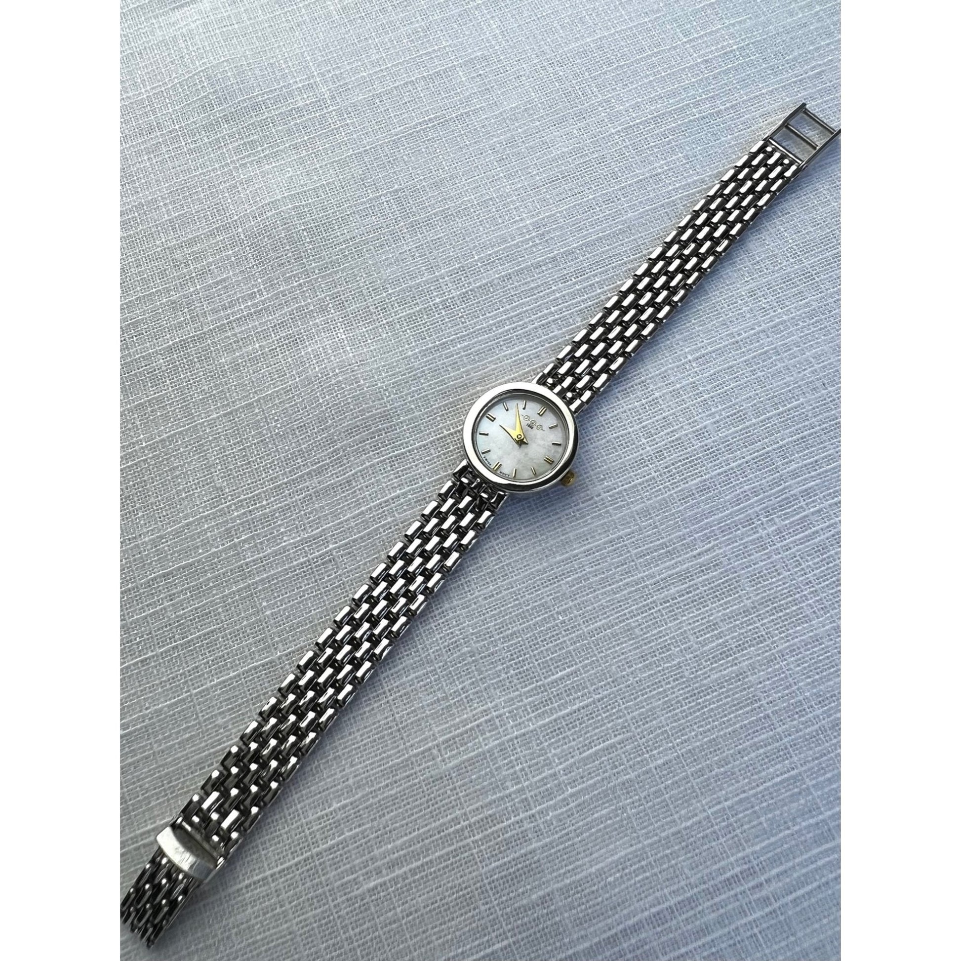 W.H.Wilmot 9ct White Gold Pre-Owned Watch