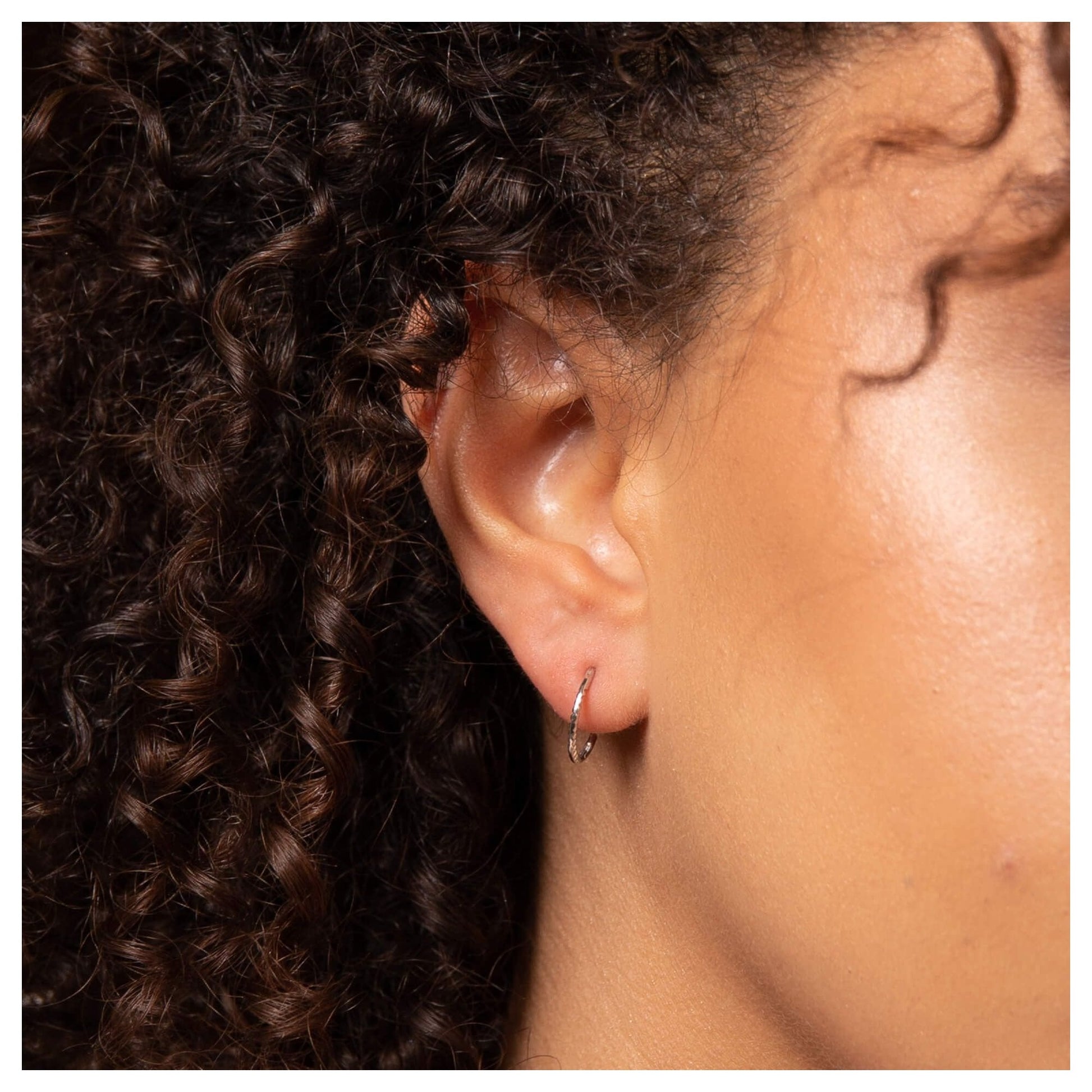 9ct White Gold Rope Effect Hinged Hoop Earrings