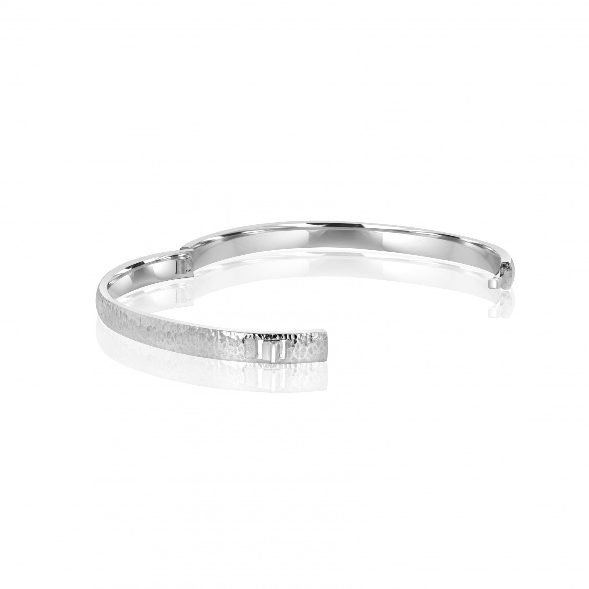 Sterling Silver Avanti Hammered Hinged Bangle