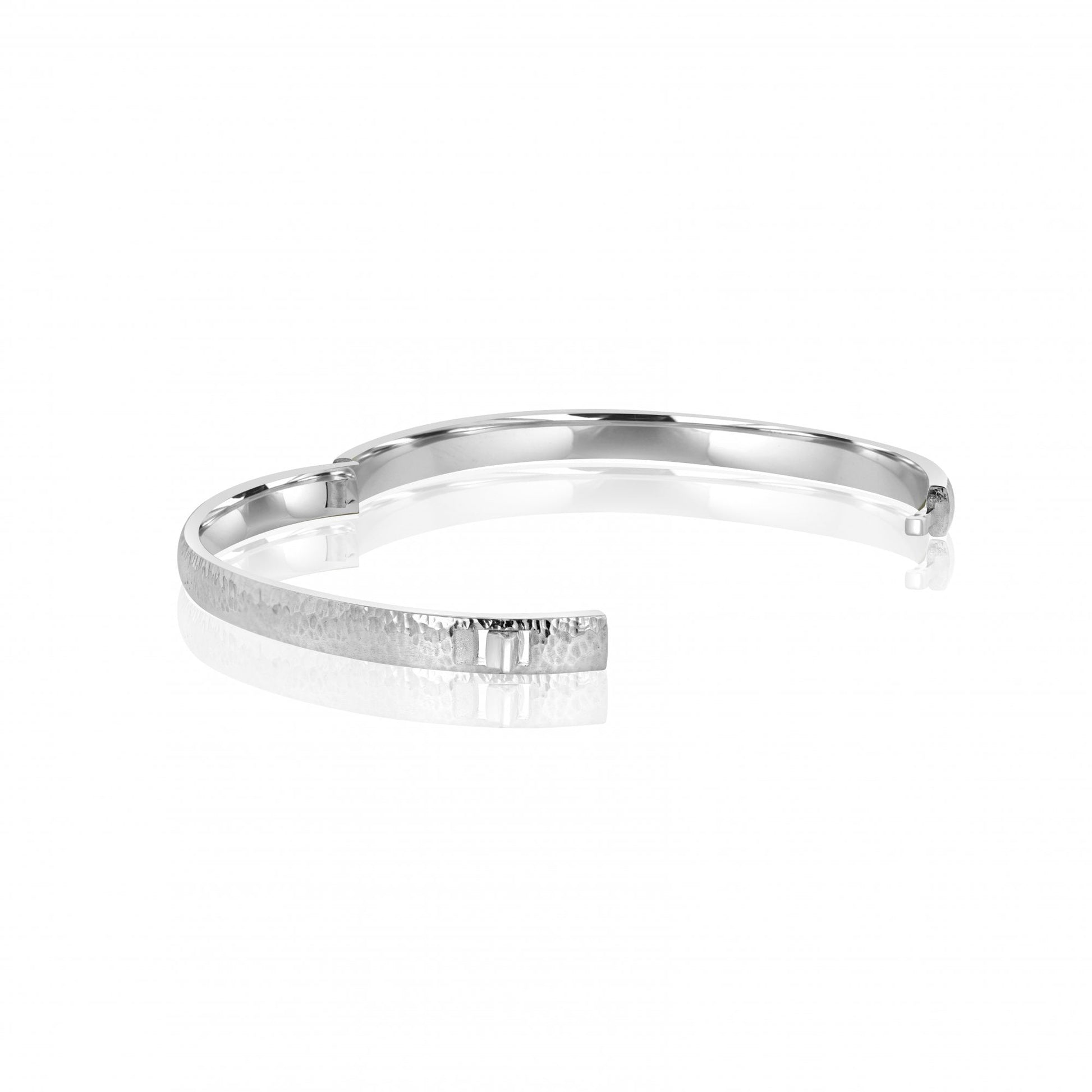 Sterling Silver Avanti Hammered Hinged Bangle