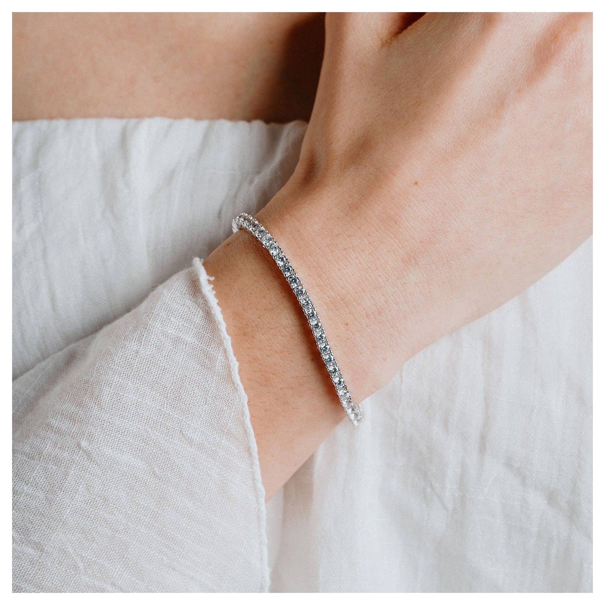 Diamonfire Claw Set Zirconia Tennis Bracelet