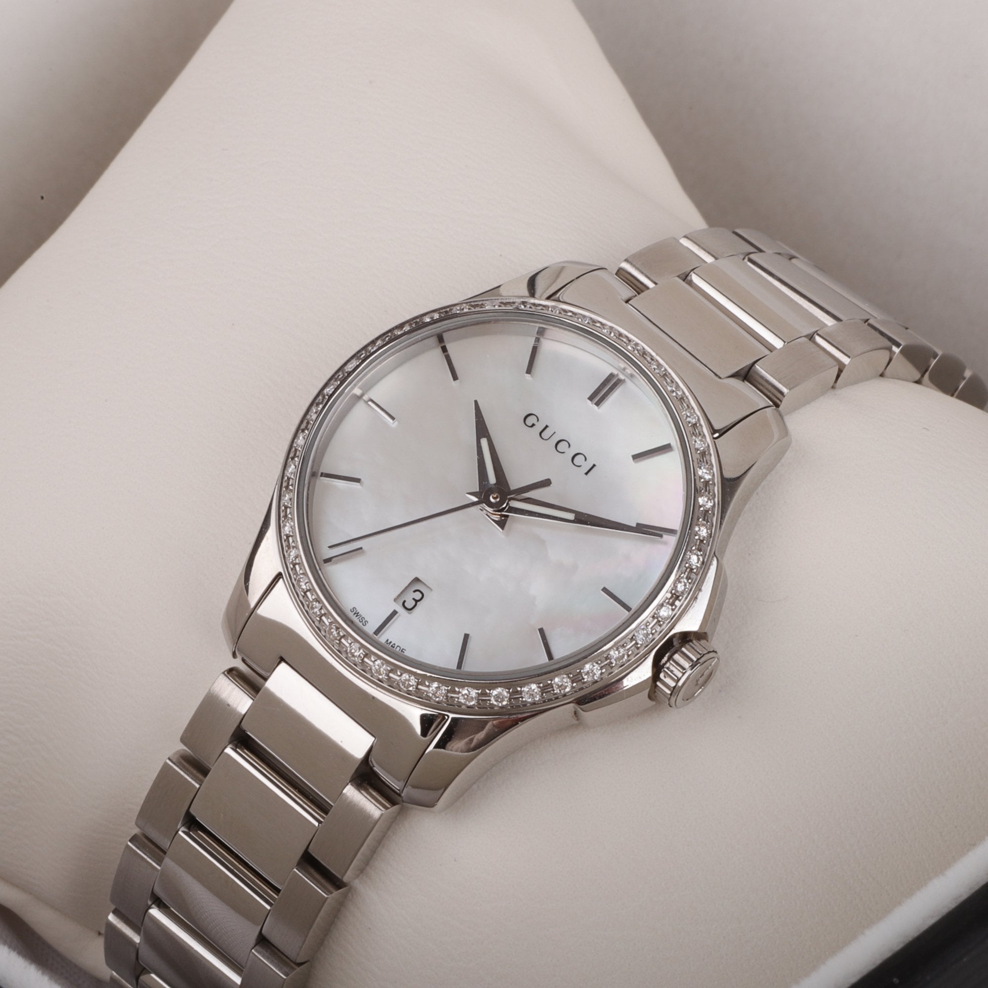 Gucci Date Stainless Steel Quartz Ladies Dress Watch