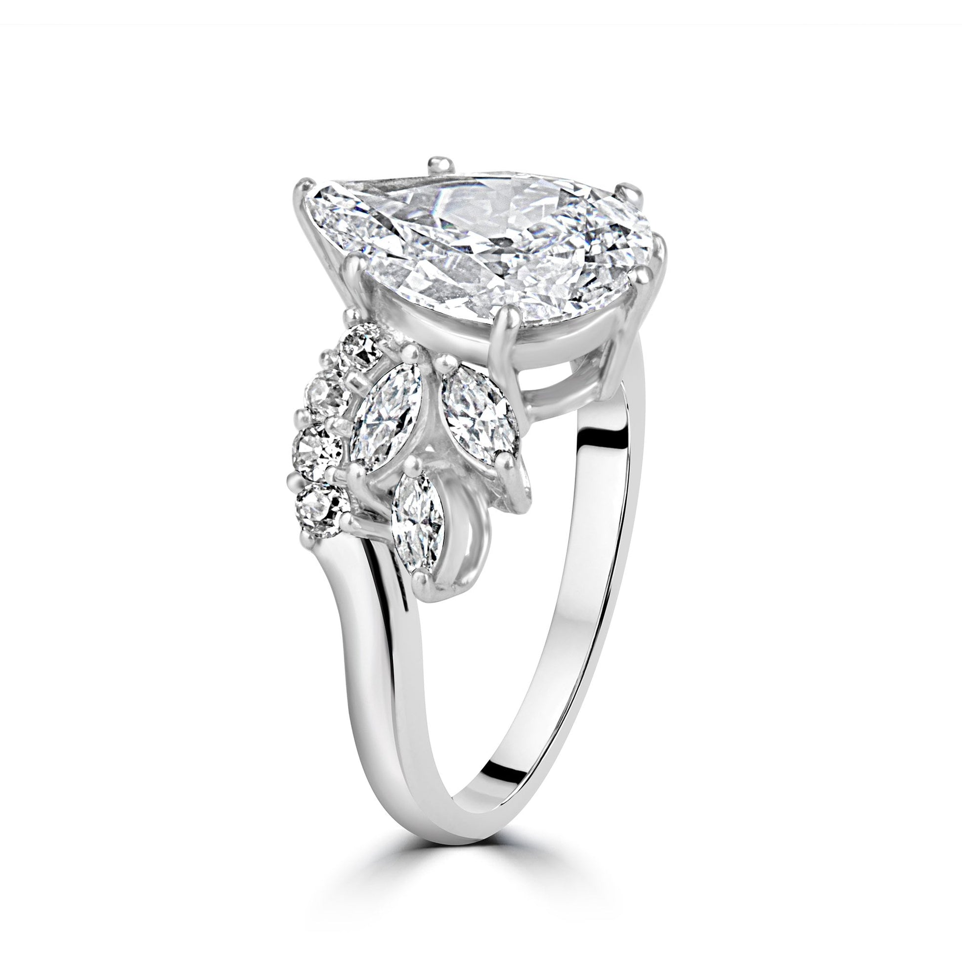 Platinum 2.44ct Pear Cut Vintage Diamond Pre-Owned Ring