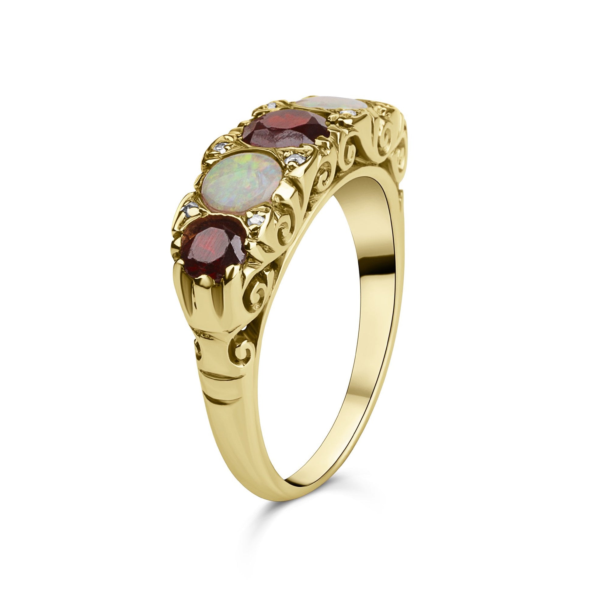 18ct Yellow Gold 5 Stone Ring with Garnets and Opals