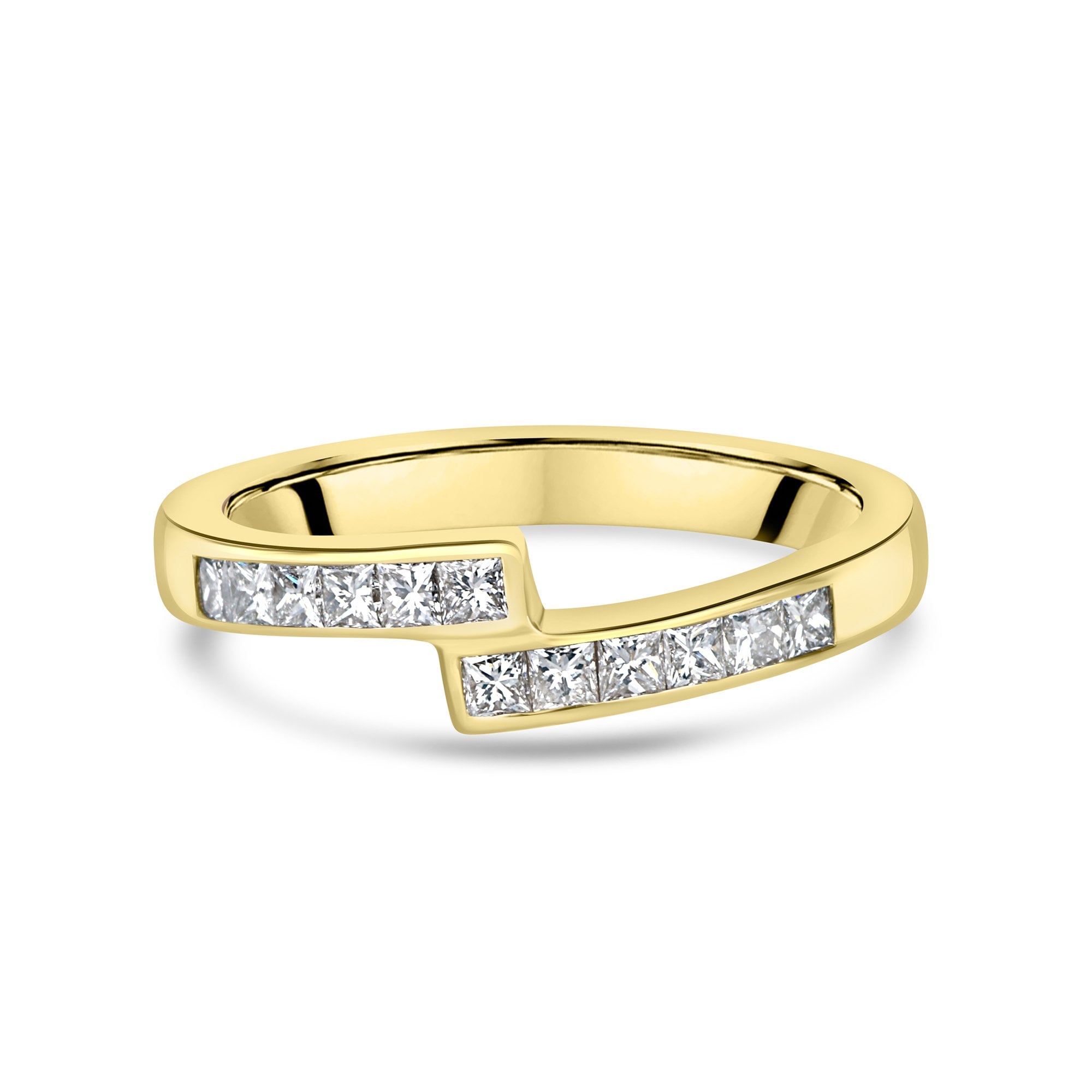 18ct Yellow Gold Zigzag Crossover Ring with Princess Cut Diamonds