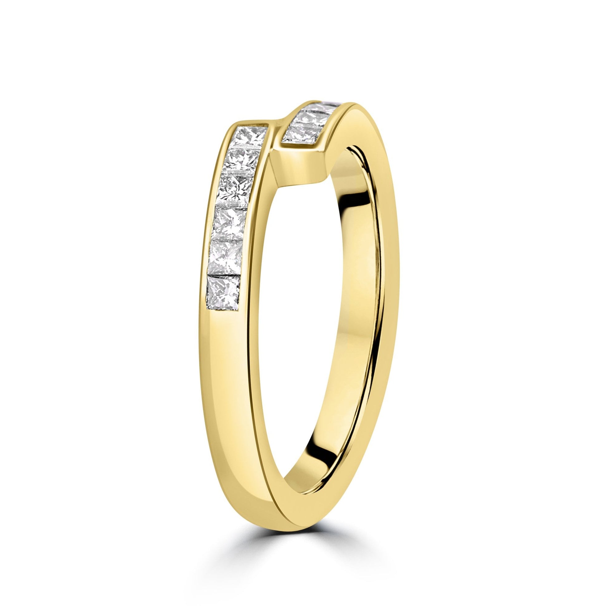 18ct Yellow Gold Zigzag Crossover Ring with Princess Cut Diamonds