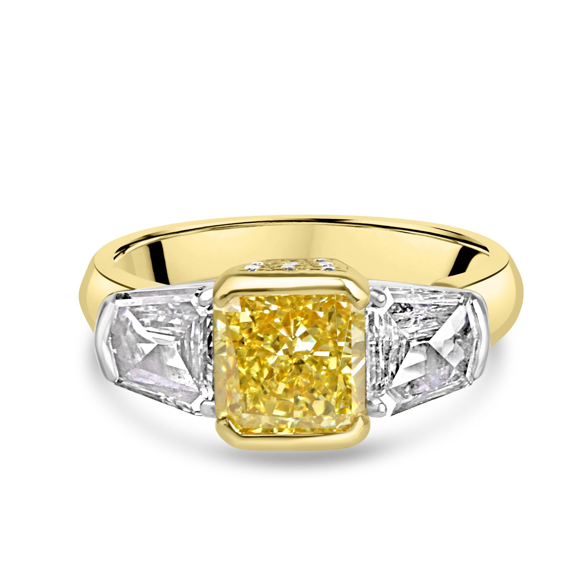 18ct Mixed Gold Three Stone Ring with Circa 1.6ct Yellow Center Stone and Trapezium Outers