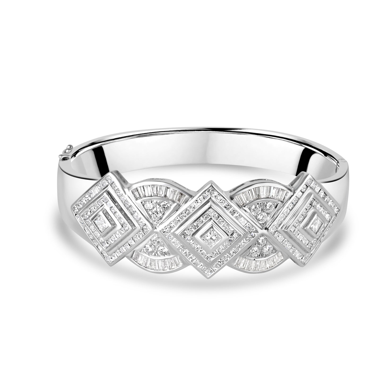 18ct White Gold Art Deco Style Diamond Pre-Owned Bangle