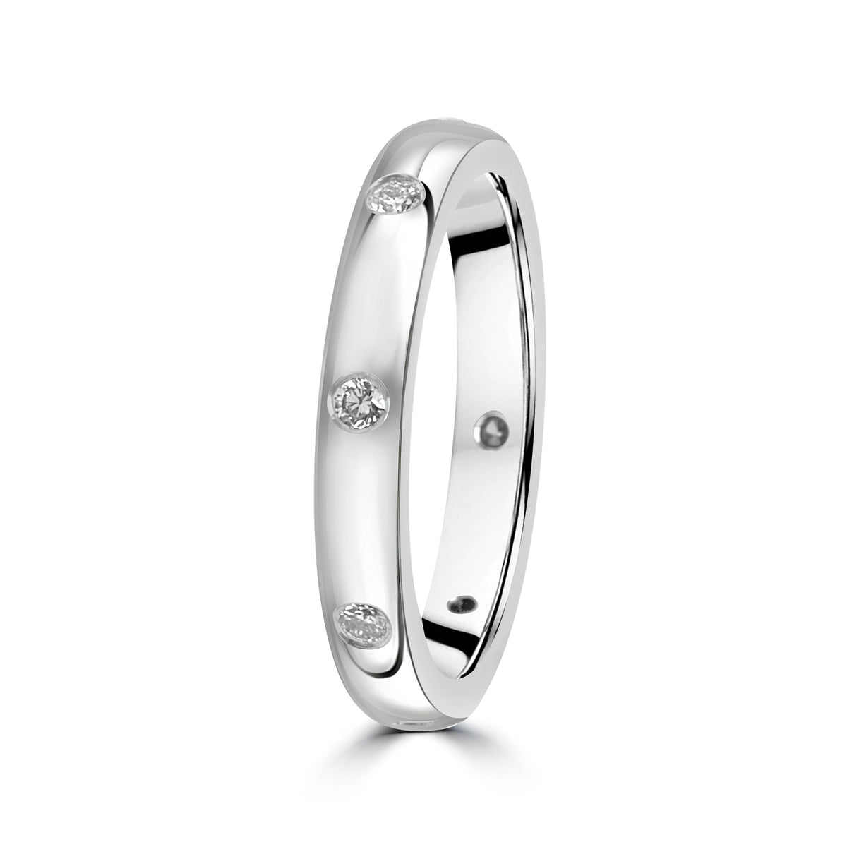 18ct White Gold Eight Diamond Pre-Owned Band Ring