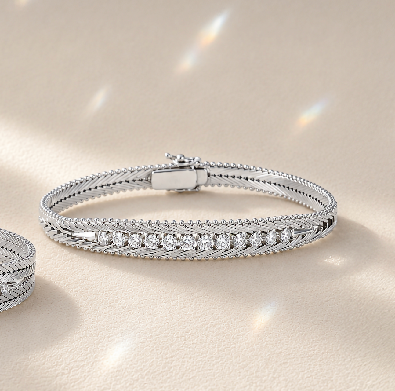 18ct White Gold Round Diamond Pre-Owned Bracelet
