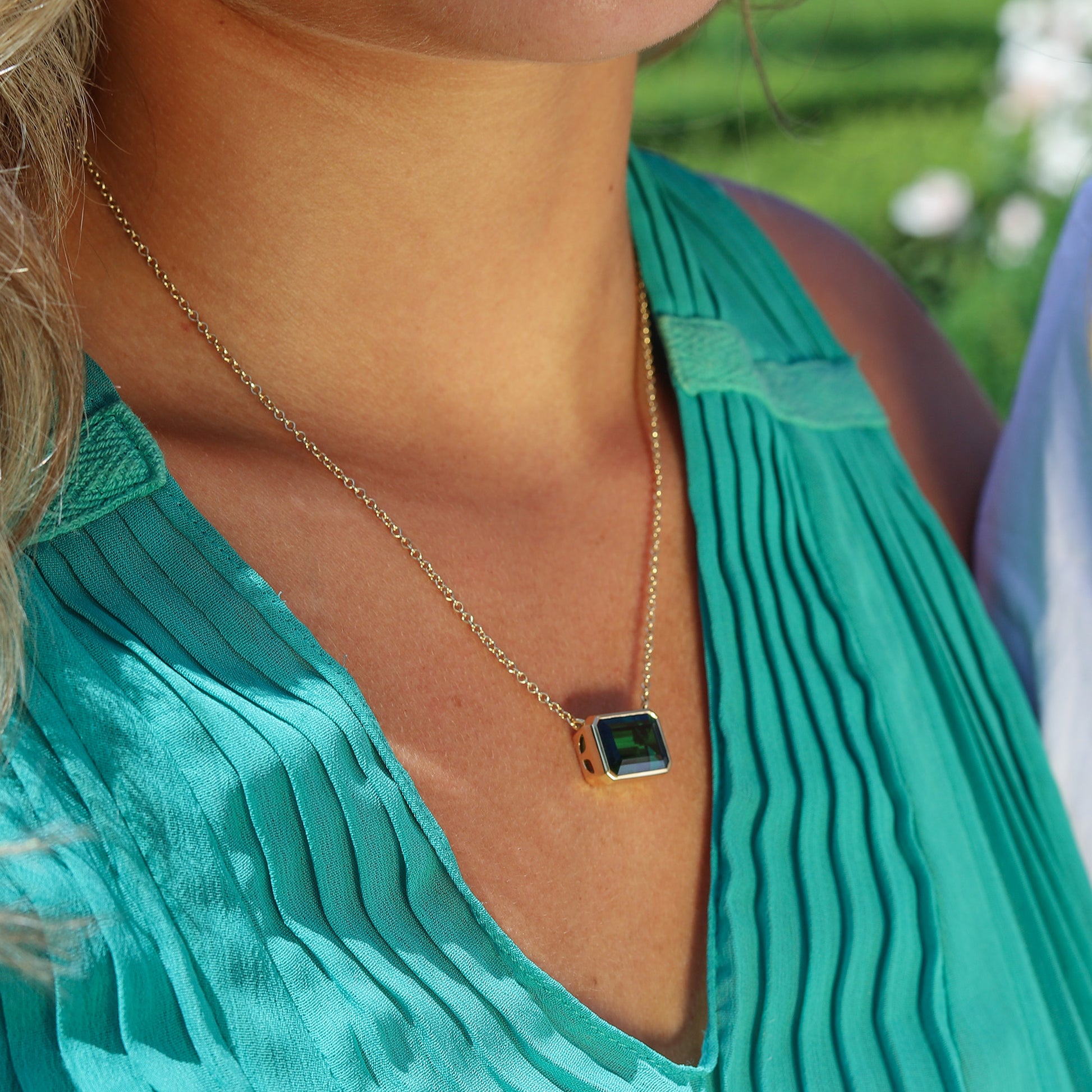 18ct Yellow Gold 7.22ct Octagonal Green Tourmaline Necklace