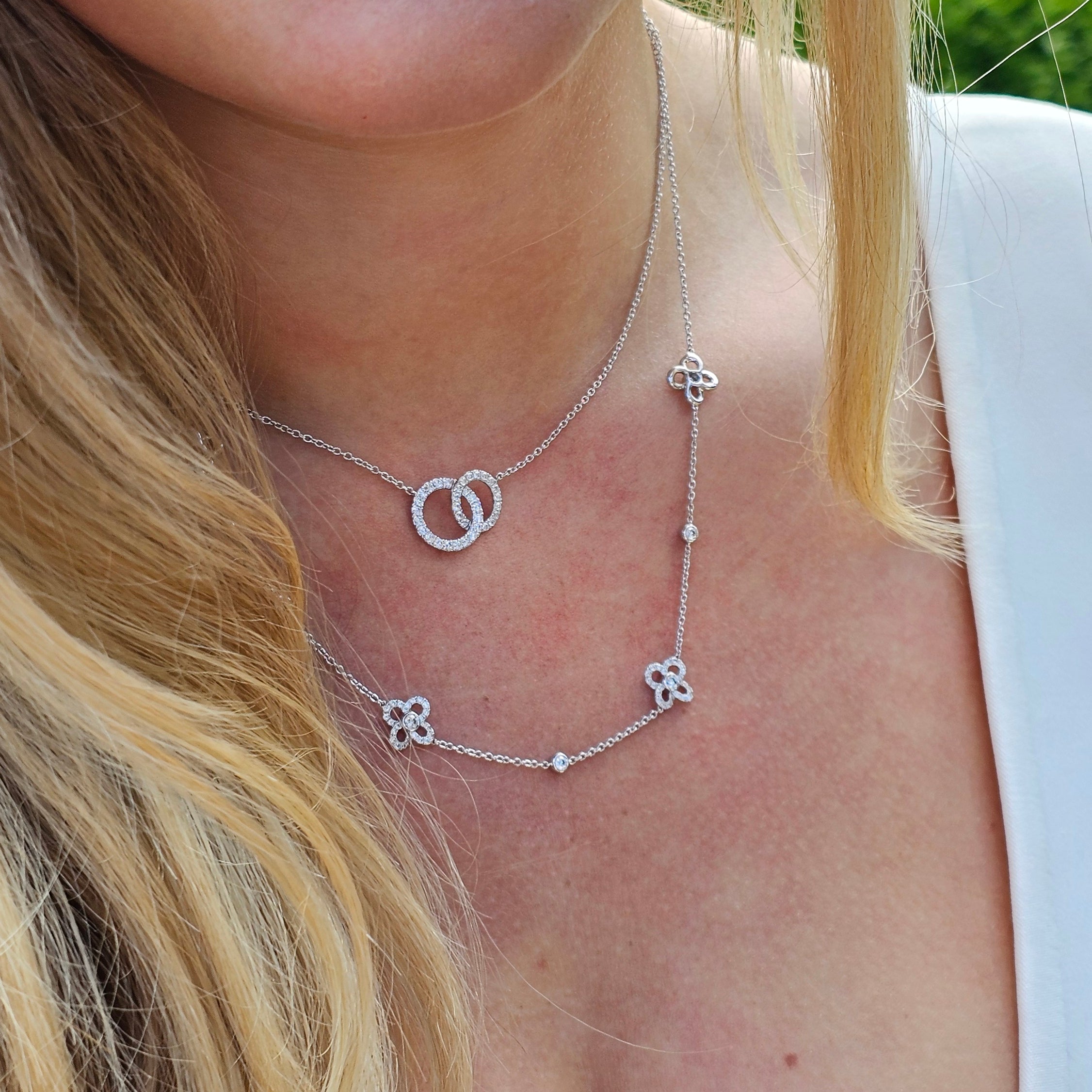 White Gold Interlocking Circle Necklace With Diamonds