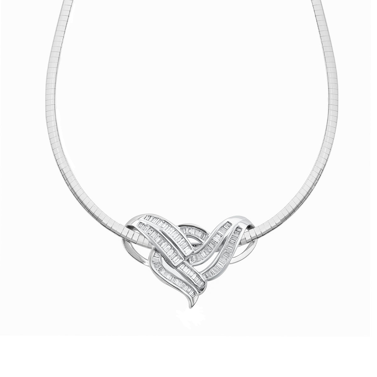 18ct White Gold Baguette Diamond Swirl Pre-Owned Necklace