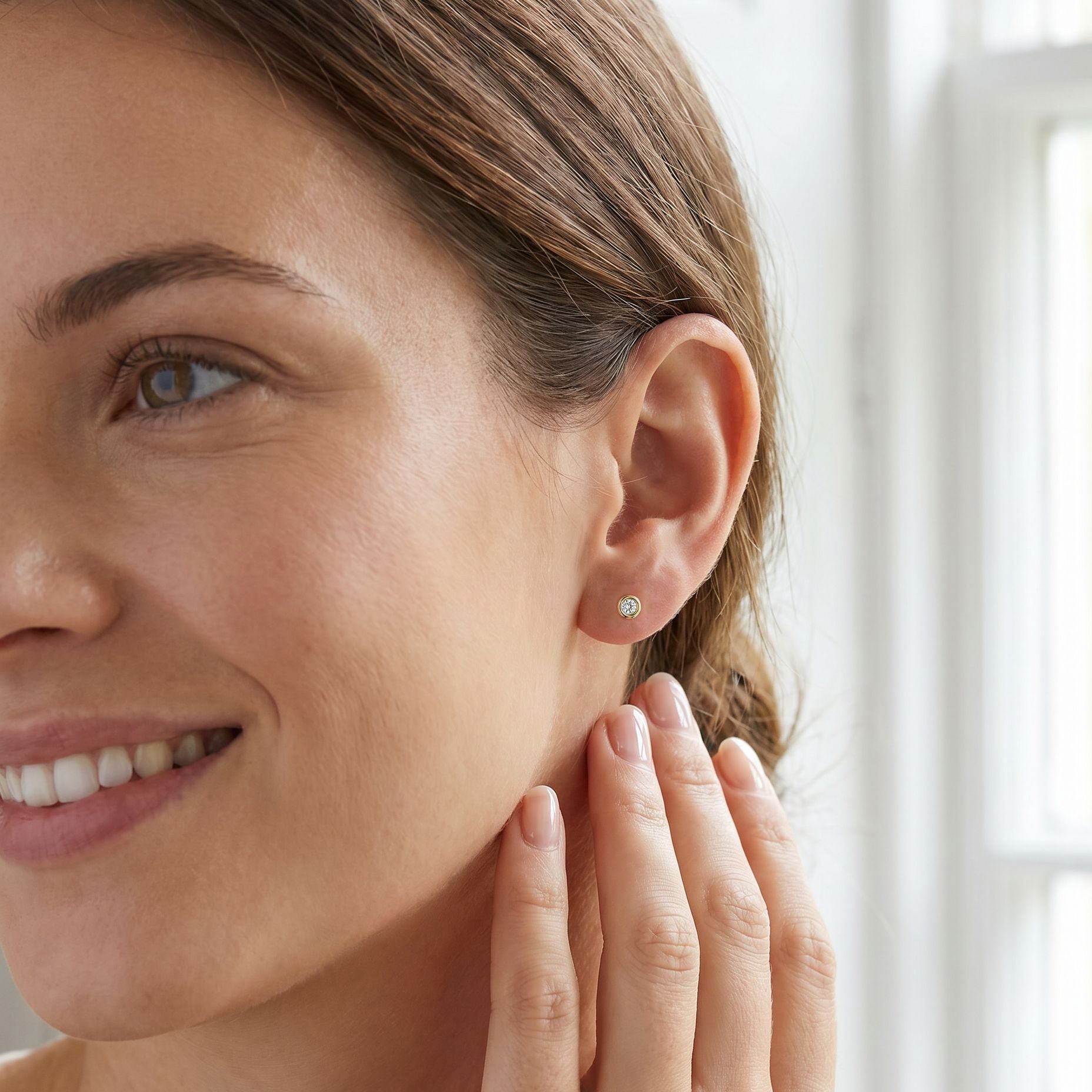 9ct Yellow Gold and Cubic Zirconia Stud Earrings