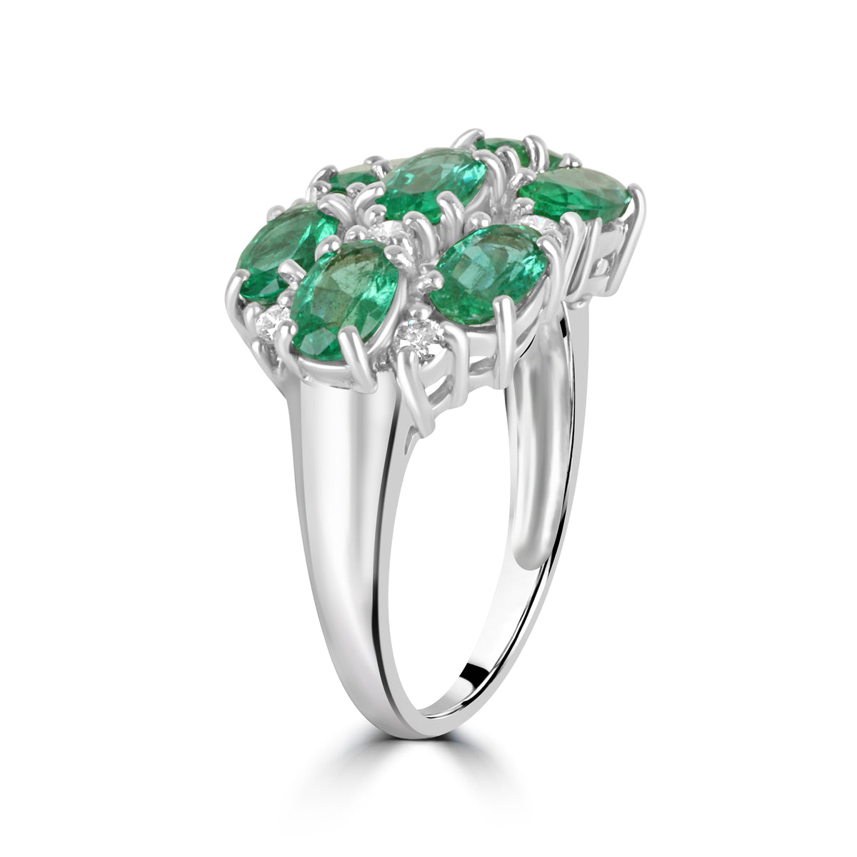 9ct White Gold Emerald and Diamond Pre-Owned Dress Ring