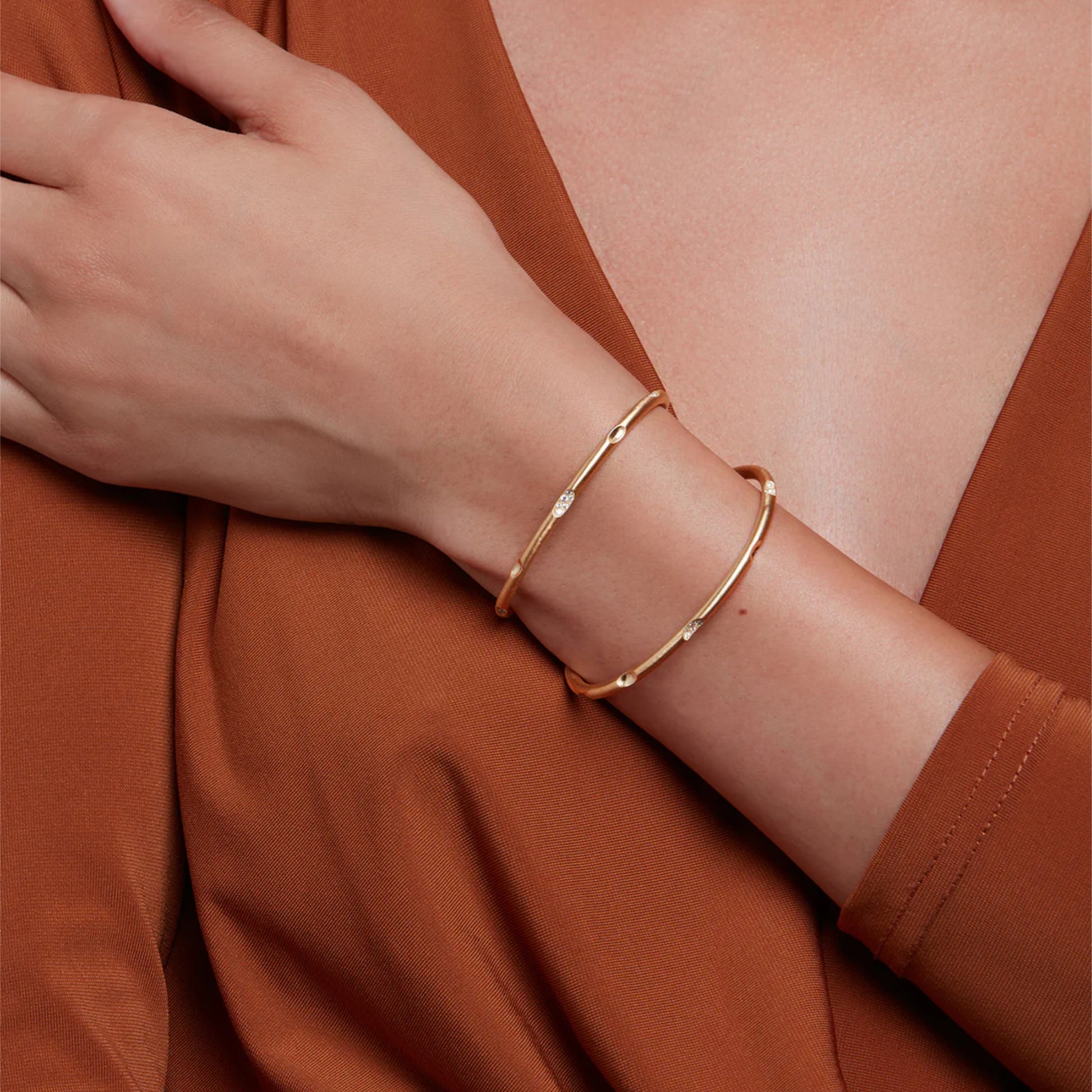 Model Wearing Eloise 18ct Gold Plated Sterling Silver Sahara Diamond Bangle