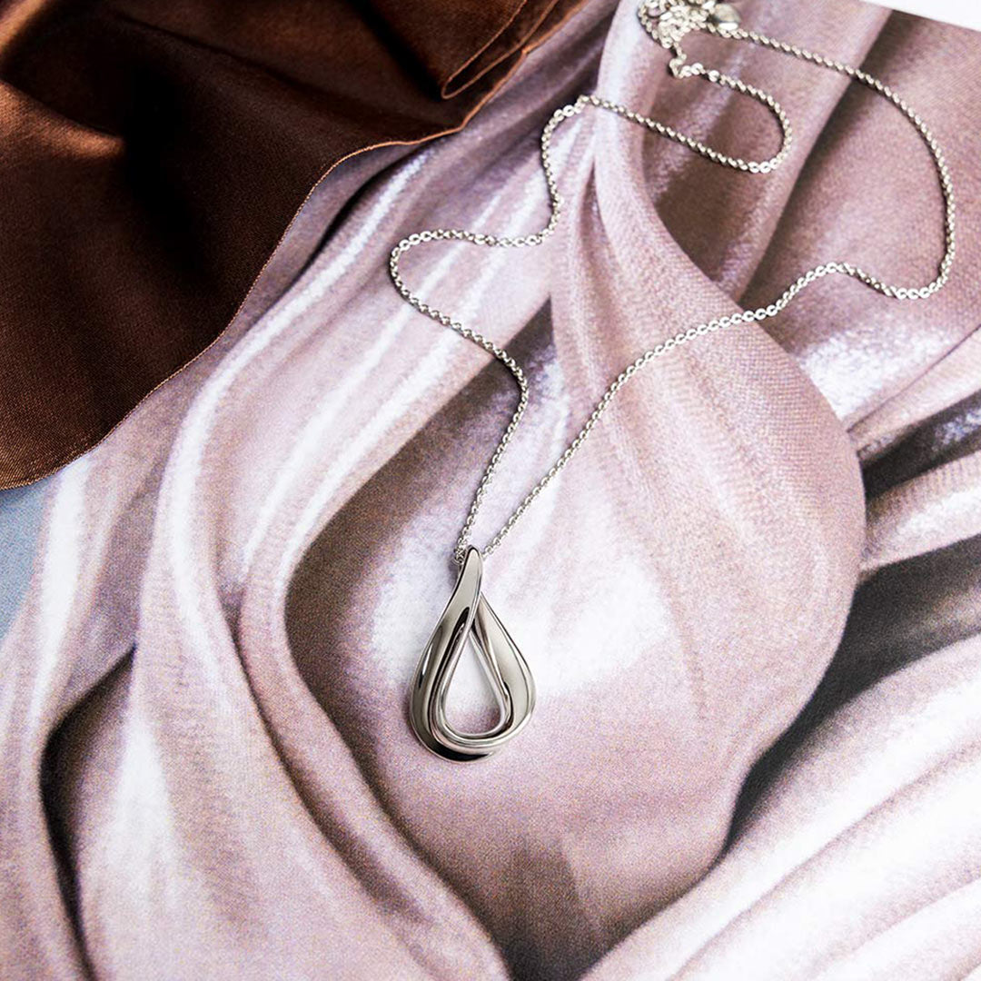 Kit Heath Sterling Silver 'Serenity' Loop Necklace