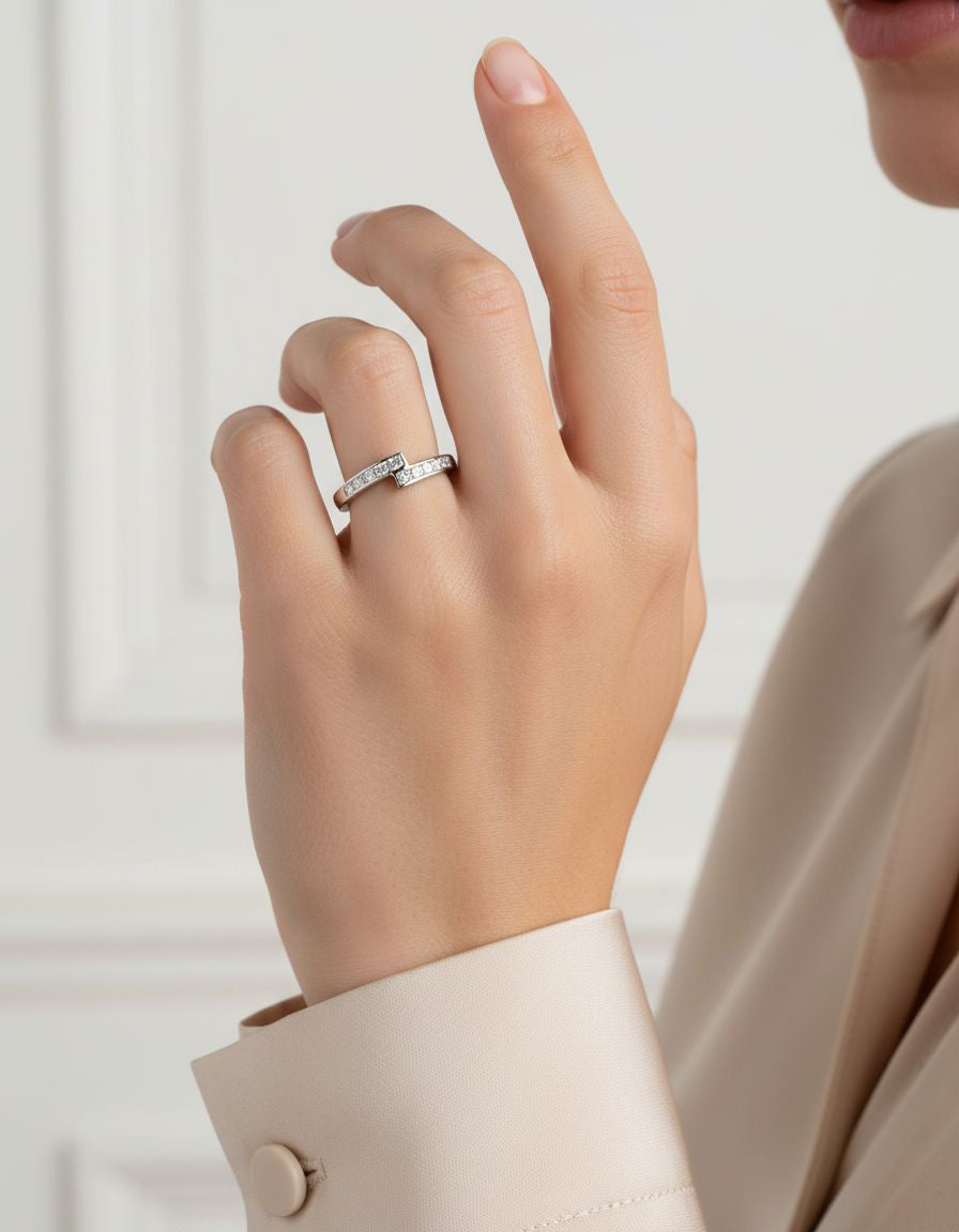 18ct White Gold Zigzag Crossover Ring with Princess Cut Diamonds