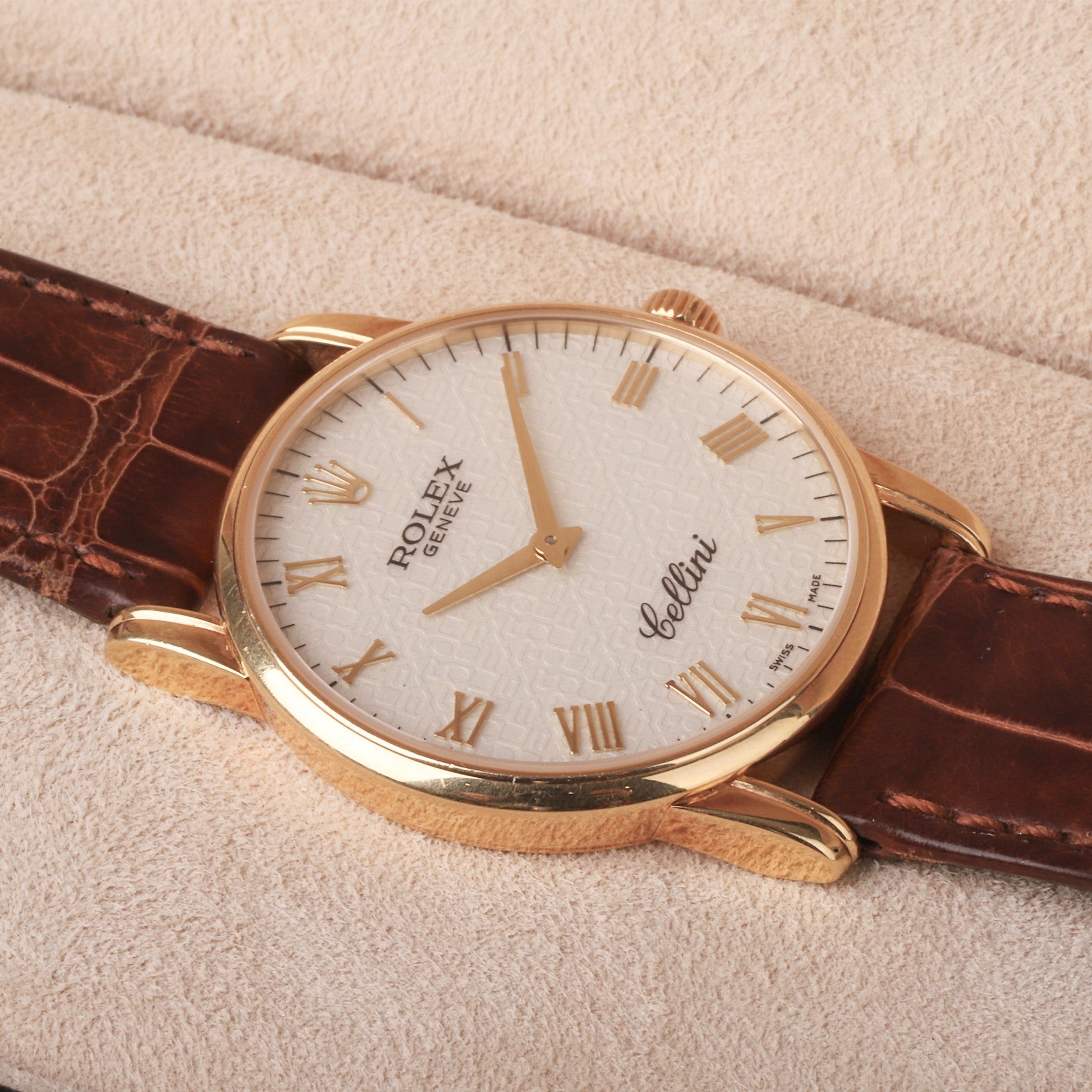 Rolex Cellini 18ct Yellow Gold Manual 32mm Pre-Owned Watch