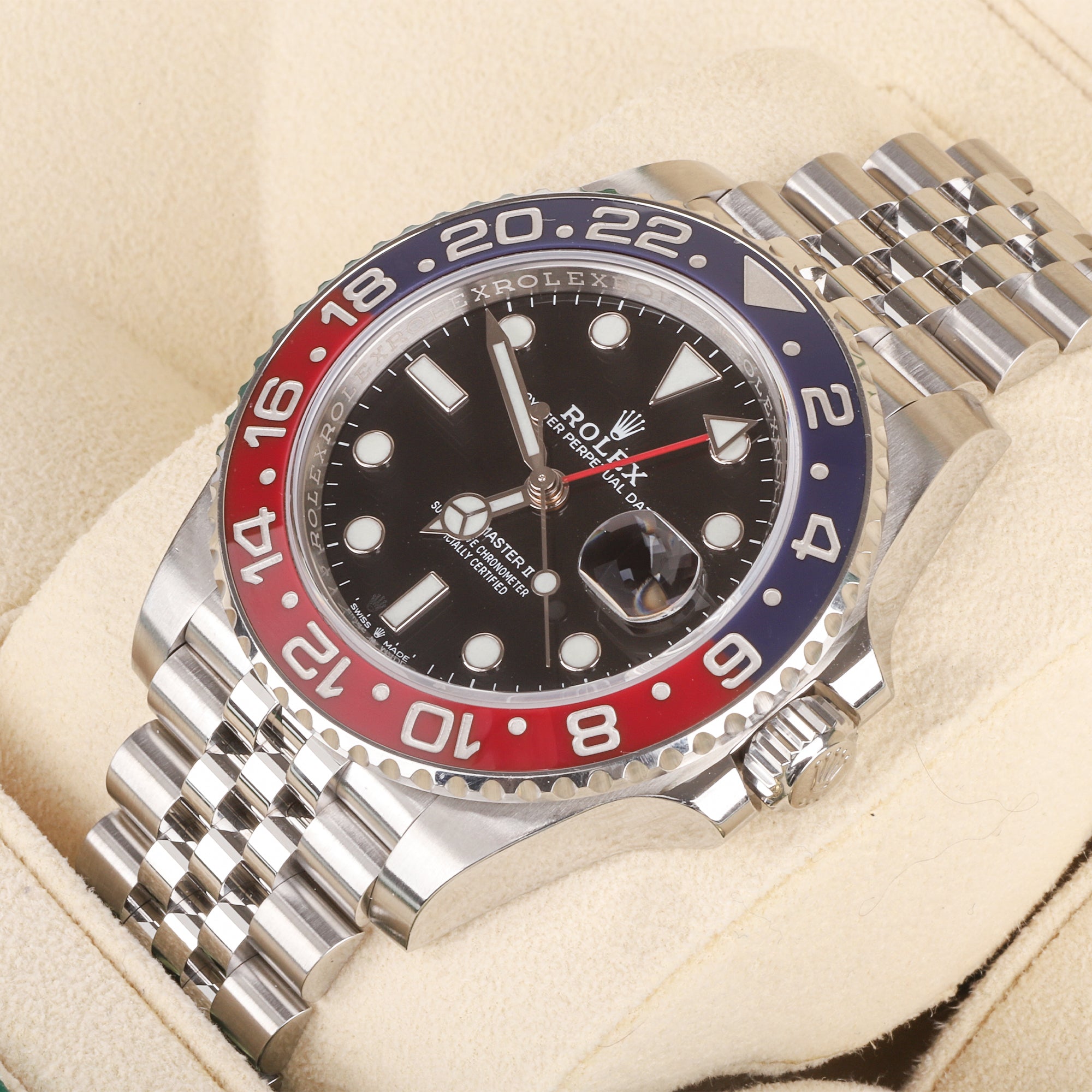 Rolex GMT Master II Oyster Perpetual 'Pepsi' Pre-owned Watch