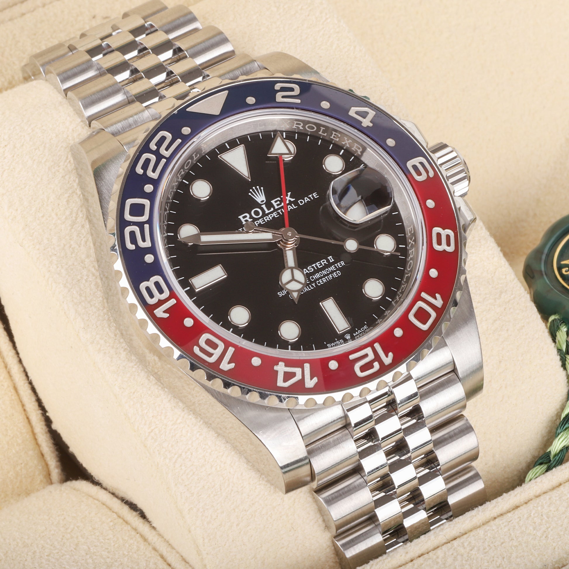 Rolex GMT Master II Oyster Perpetual 'Pepsi' Pre-owned Watch