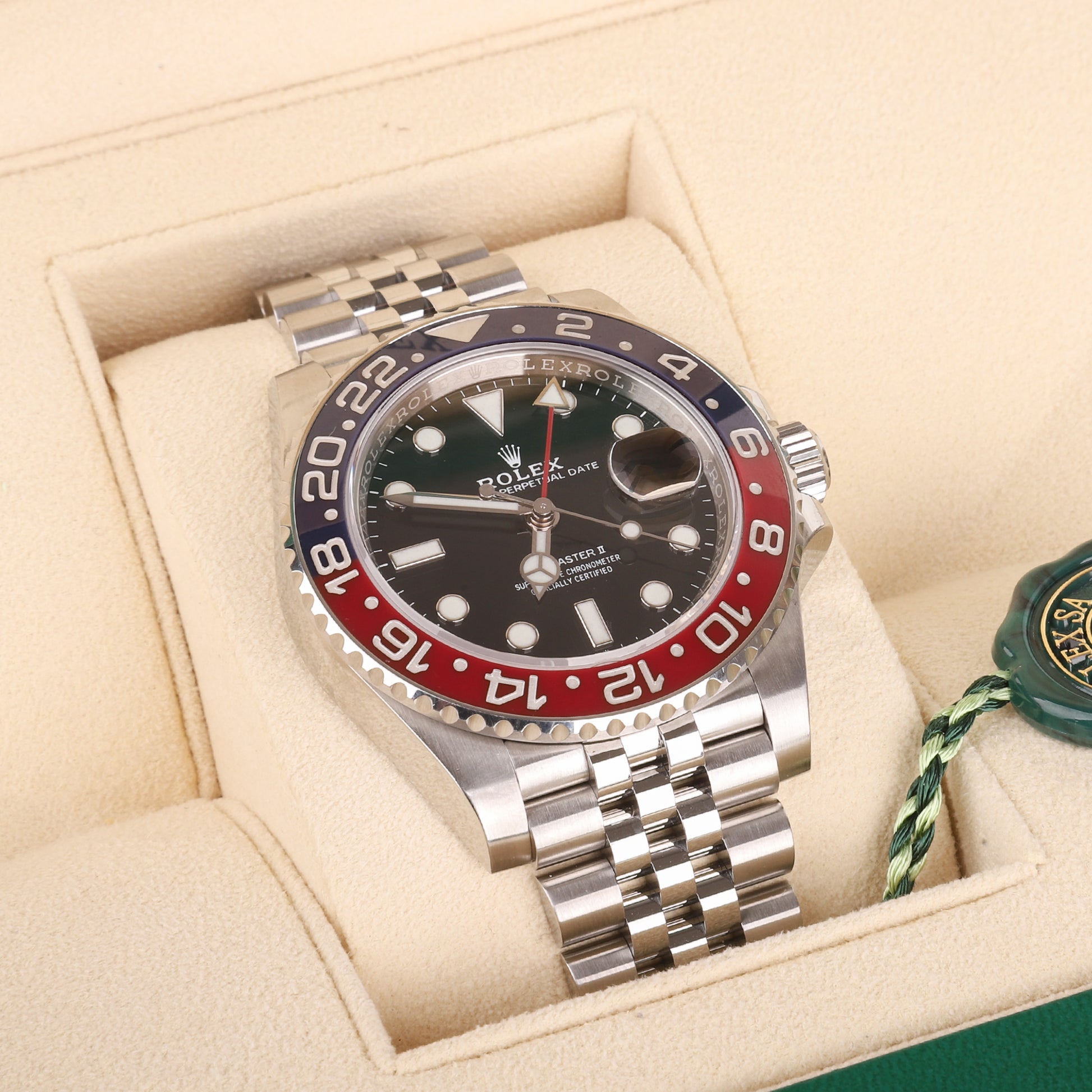 Rolex GMT Master II Oyster Perpetual 'Pepsi' Pre-owned Watch