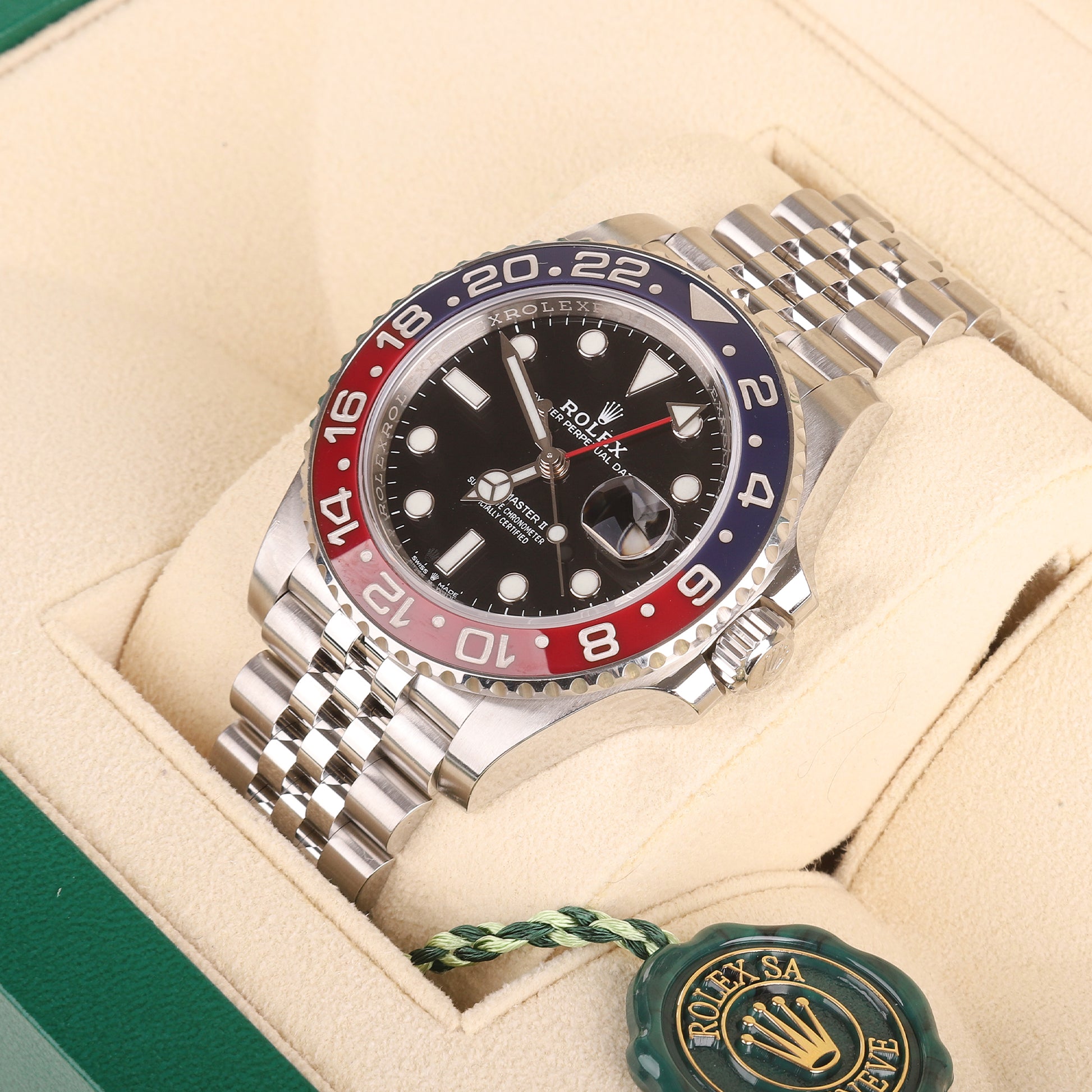 Rolex GMT Master II Oyster Perpetual 'Pepsi' Pre-owned Watch