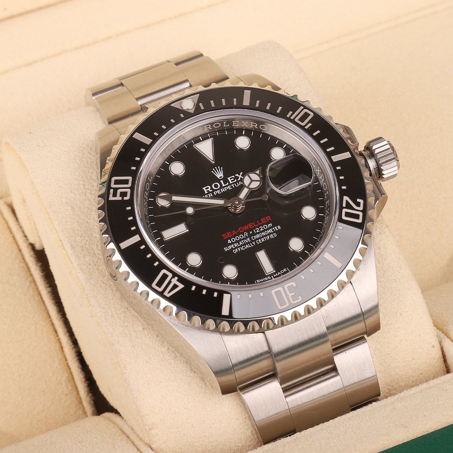 Rolex Sea Dweller Pre-owned Watch With Black Dial and Bezel