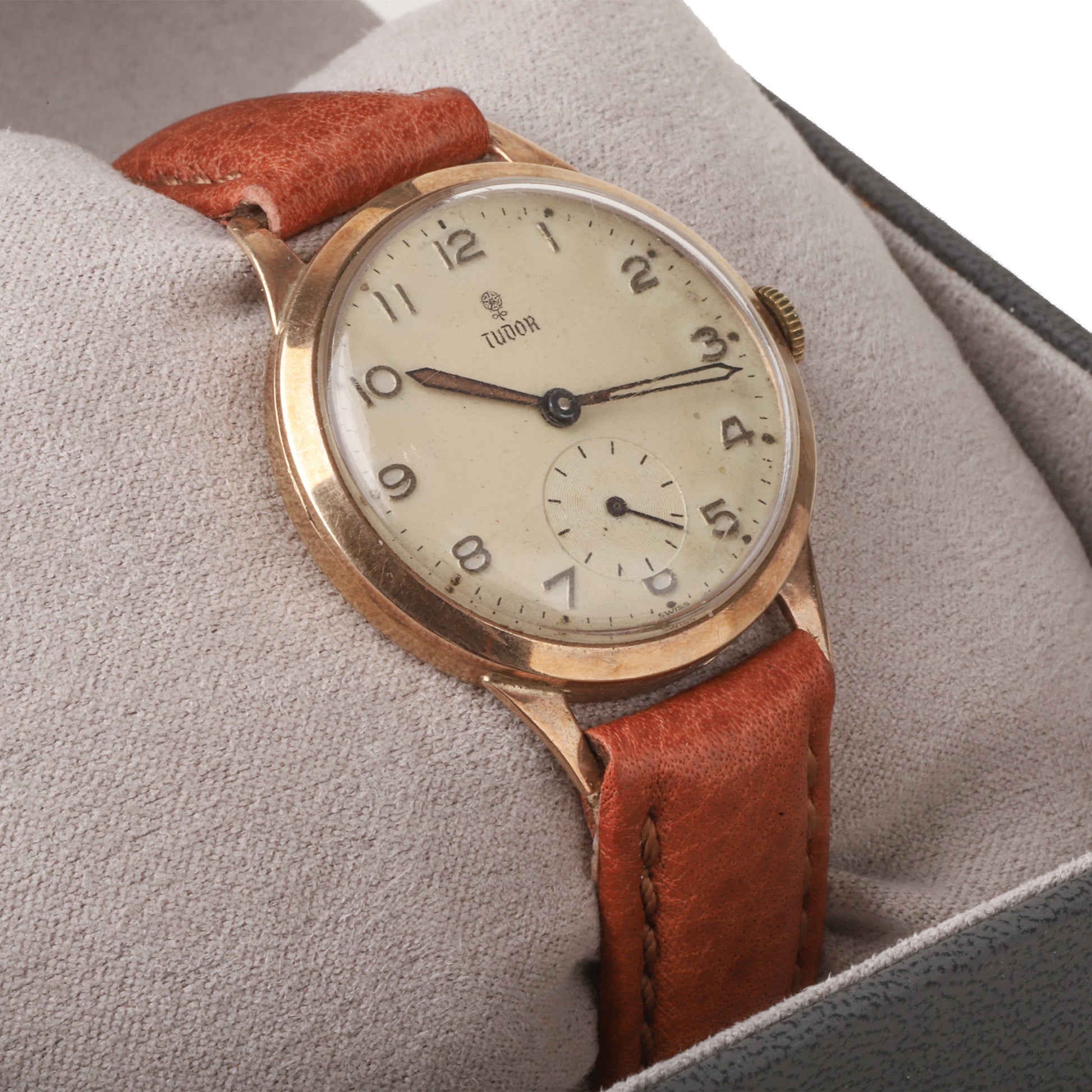 Tudor 9ct Yellow Gold Cream Arabic Dial Manual Pre-Owned Watch