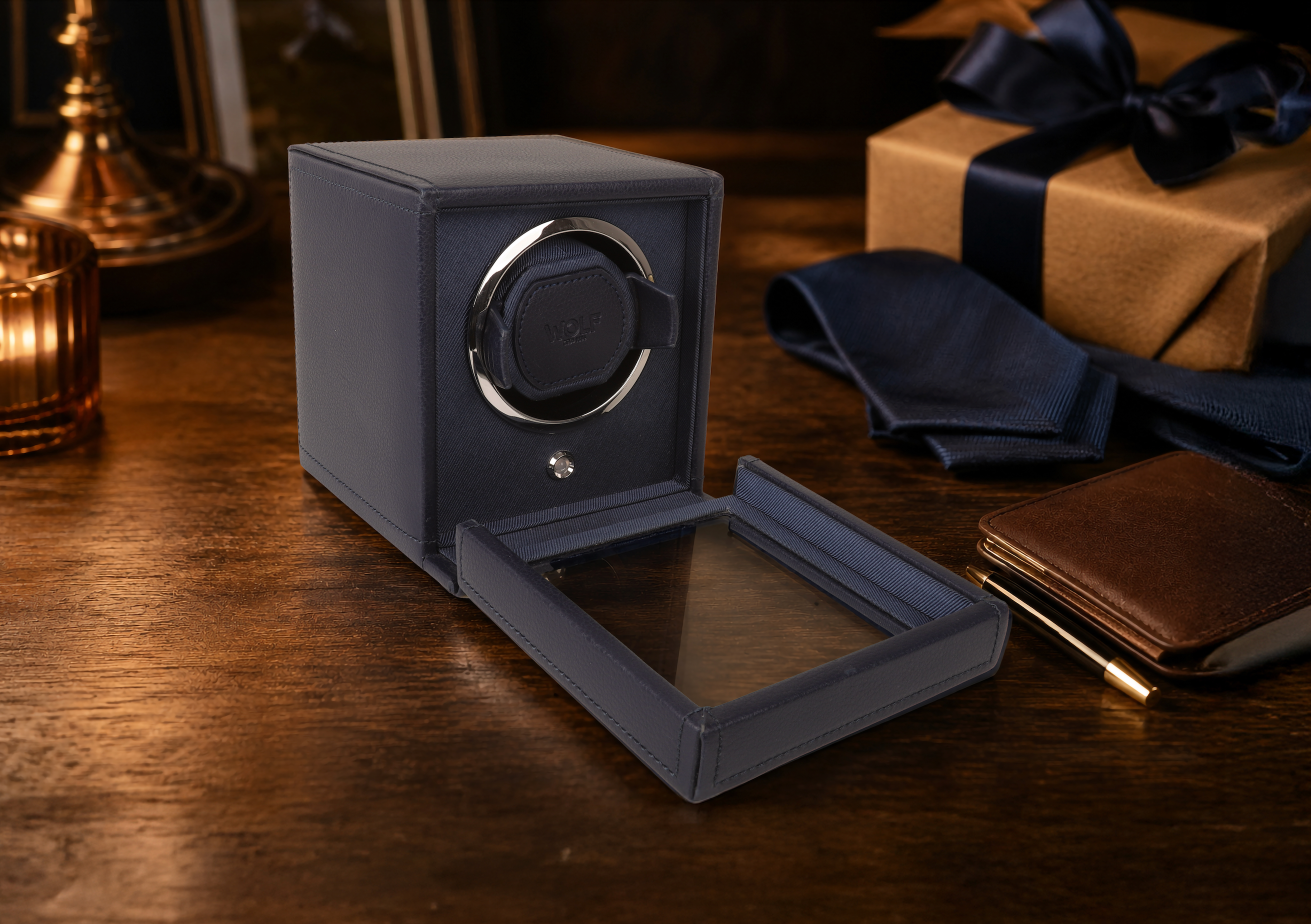 WOLF Cub Small Blue Single Watch Winder